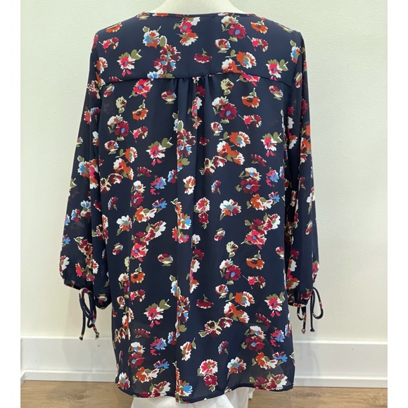 Pleione Nordstrom Rack Navy Floral Blouse - Picture 5 of 5
